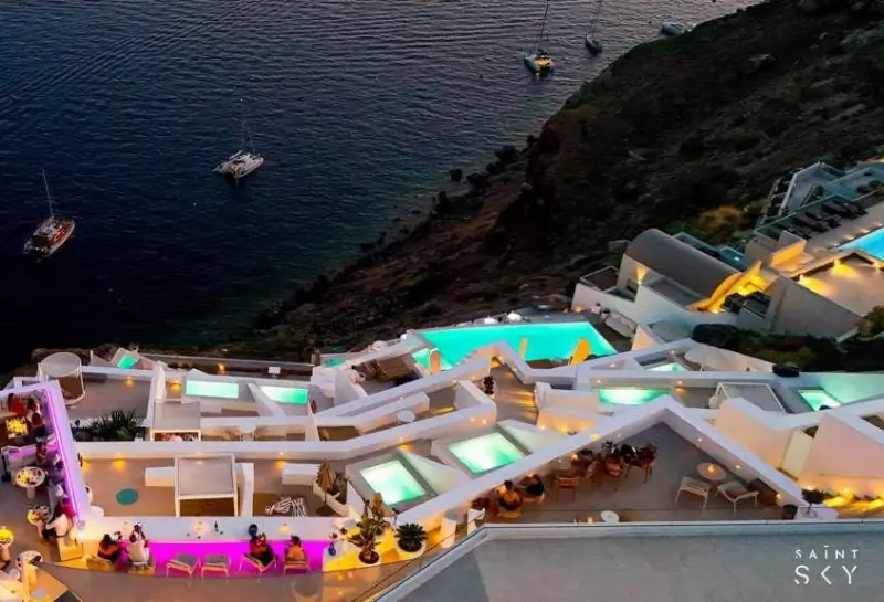 Saint Sky Bar